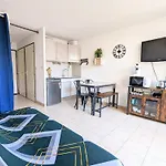 Au Calme + Parking Apartamento Agde