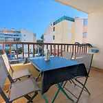 Apartamento Au Calme + Parking