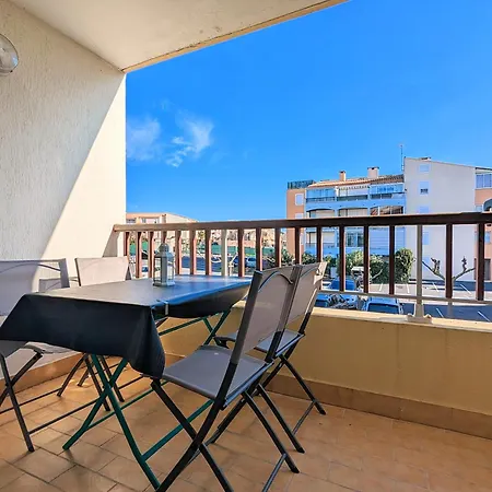 Au Calme + Parking Apartamento
